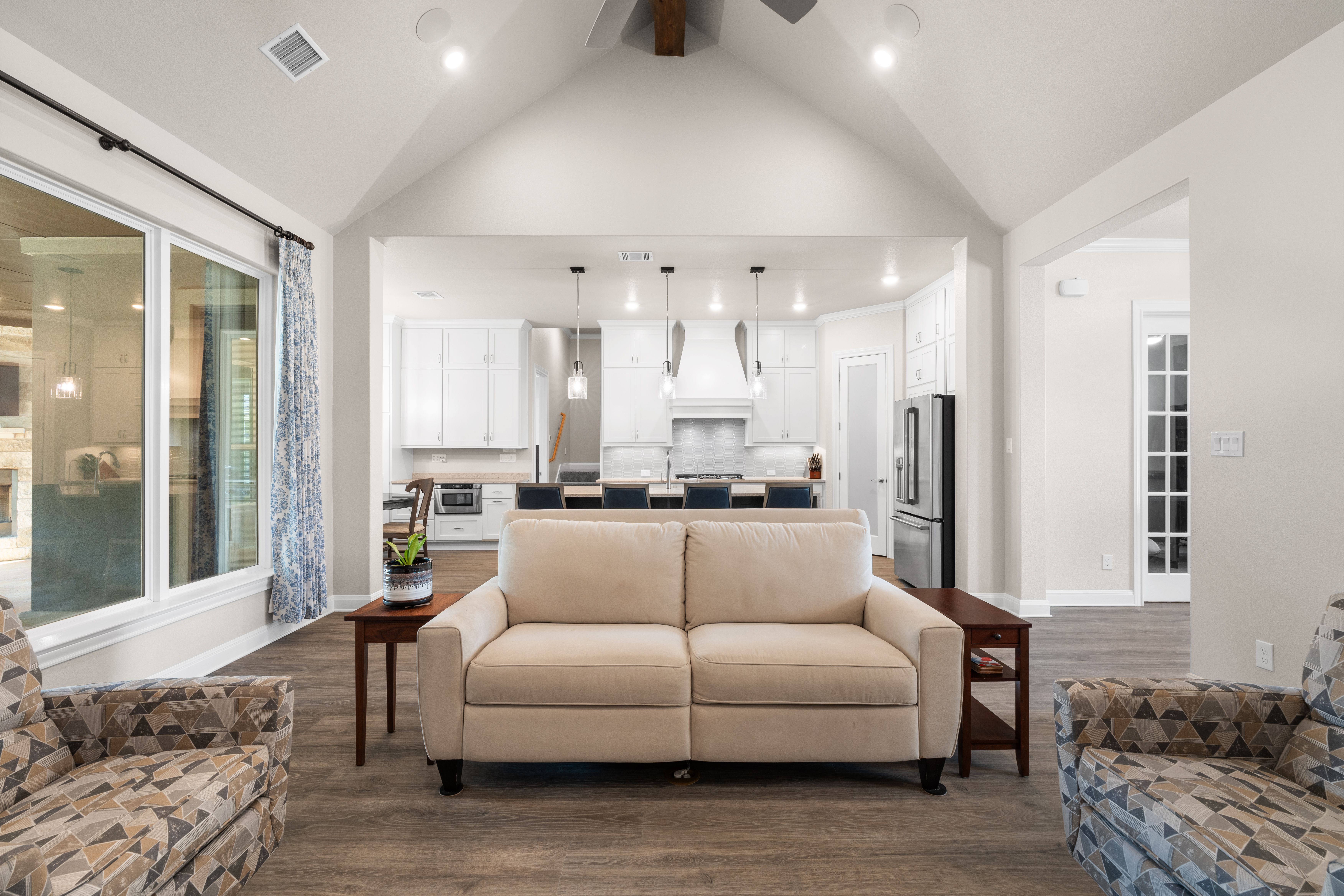  Versatile Living on 1+ Acres - 物件實景