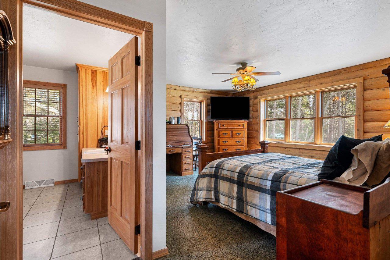 CRIVITZ, Wisconsin, 54129, United States, 4 Bedrooms Bedrooms, ,3 BathroomsBathrooms,Residential,For Sale,1792767