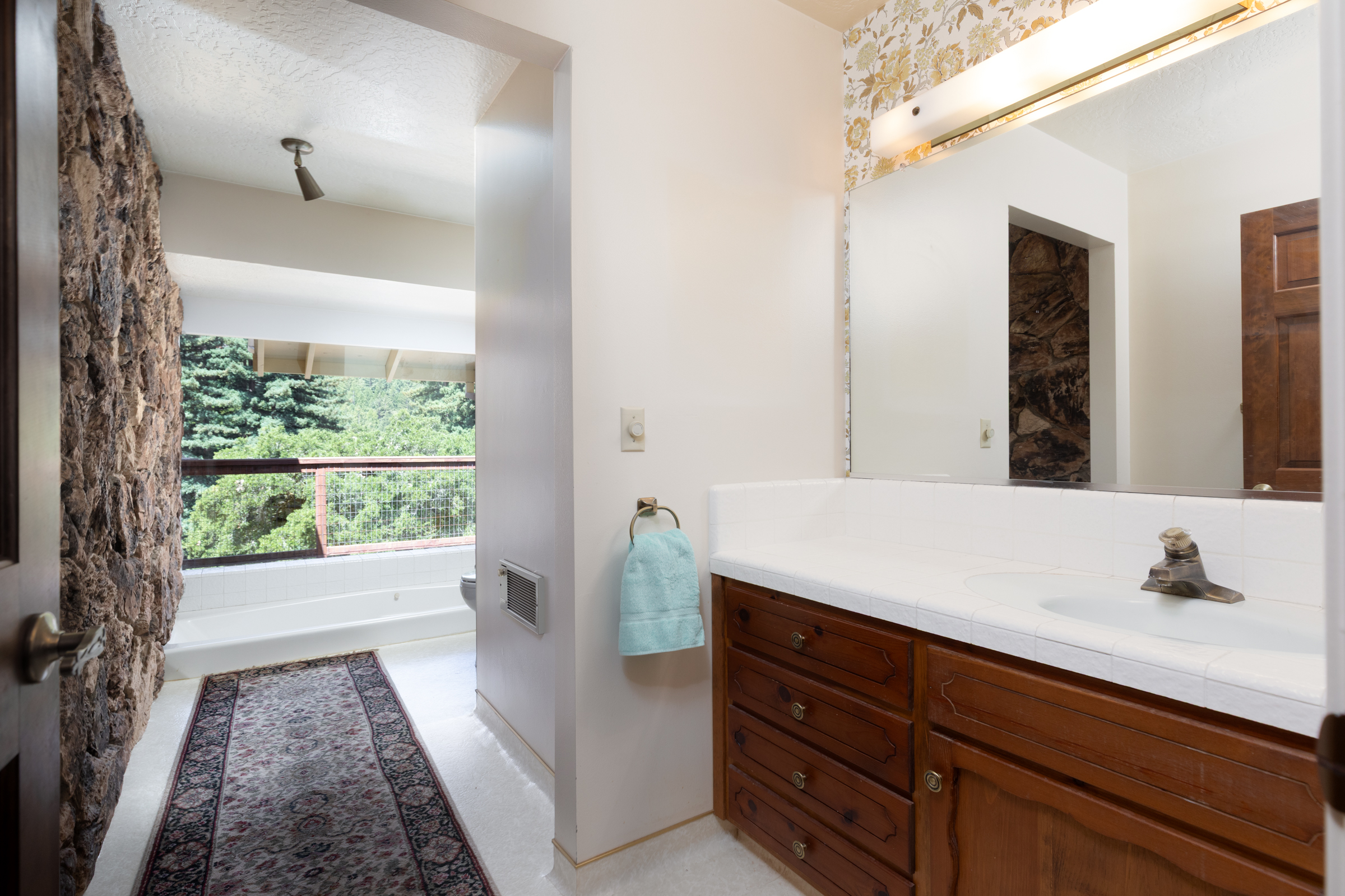 Boulder Creek, California, 95006, United States, 2 Bedrooms Bedrooms, ,3 BathroomsBathrooms,Residential,For Sale,1899975