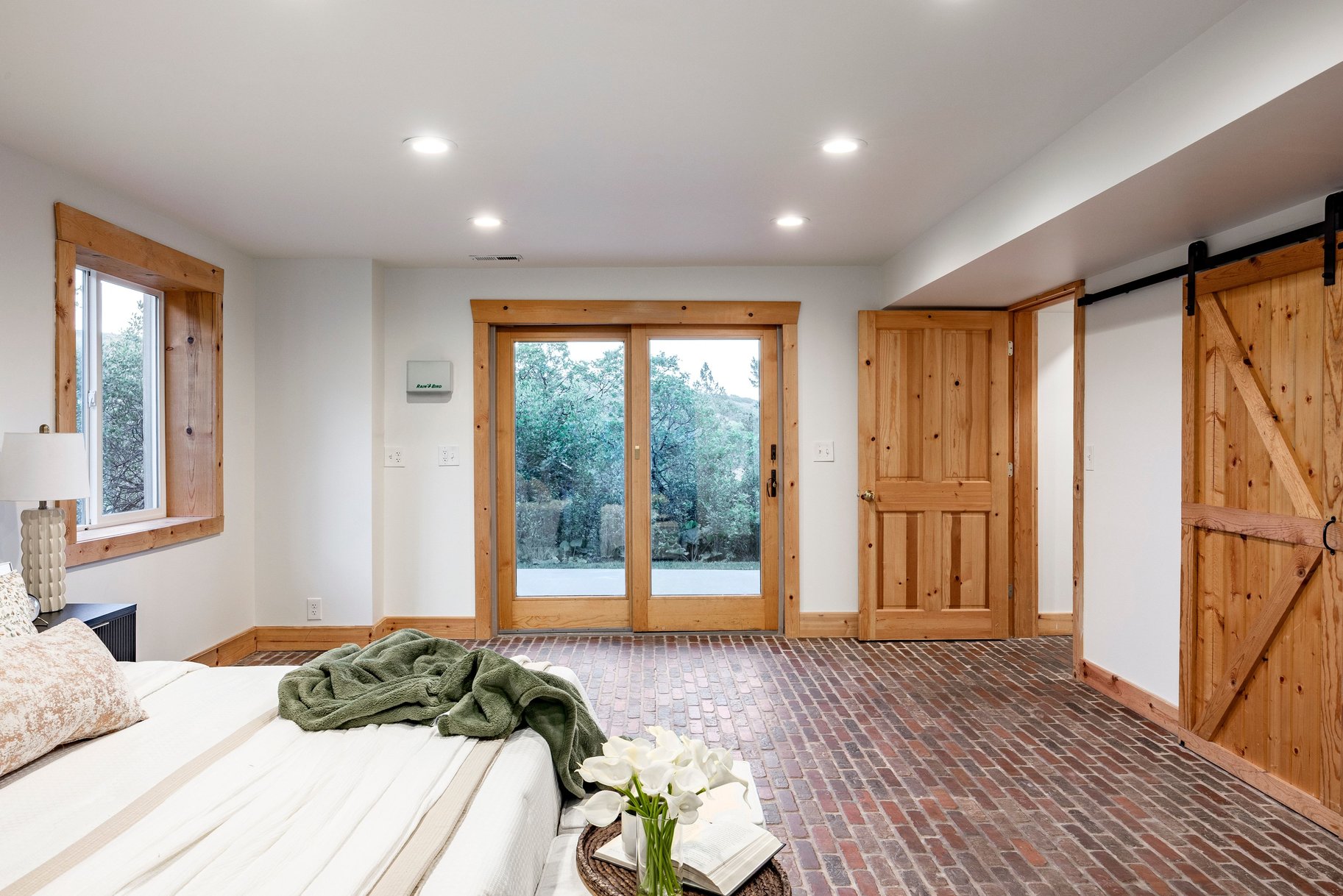  Refined Mountain Home on 1.27 Acres Near Snowbasin - 物件實景