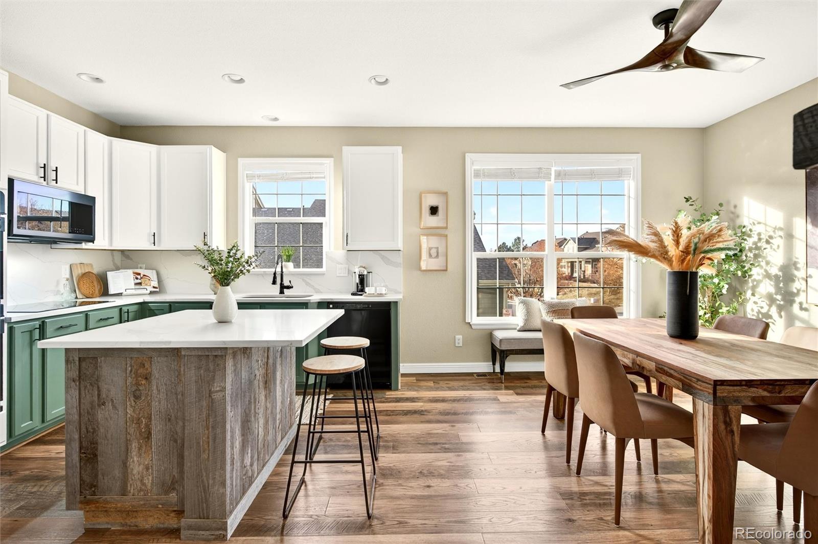 Castle Rock, Colorado, 80108, United States, 2 Bedrooms Bedrooms, ,3 BathroomsBathrooms,Residential,For Sale,1992912