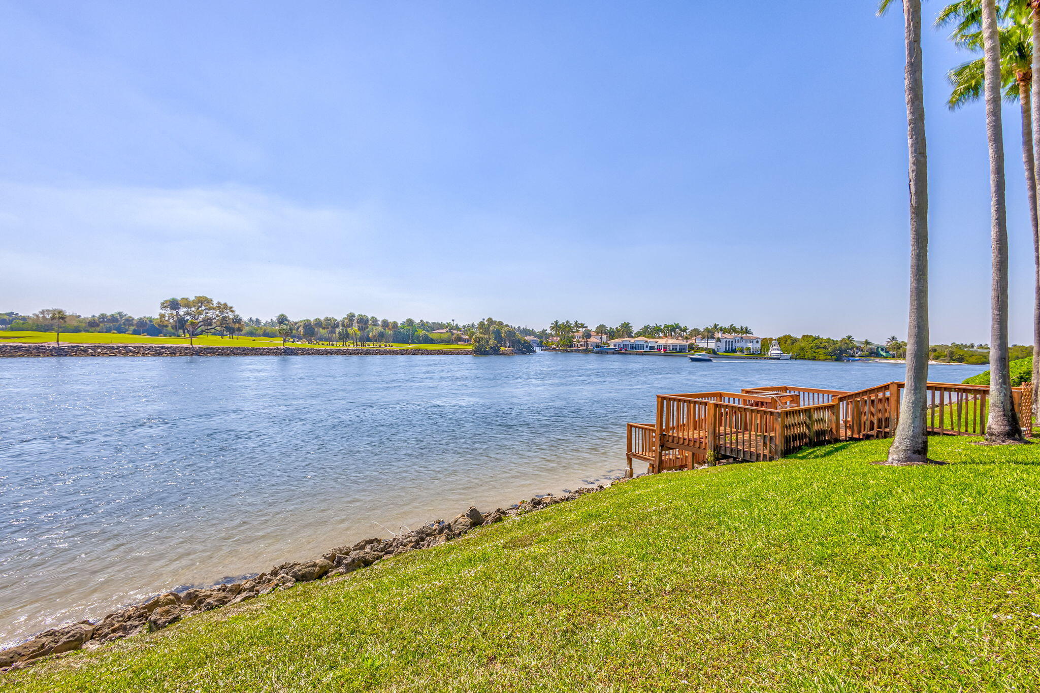 North Palm Beach, Florida, 33408, United States, 2 Bedrooms Bedrooms, ,2 BathroomsBathrooms,Residential,For Sale,1940741