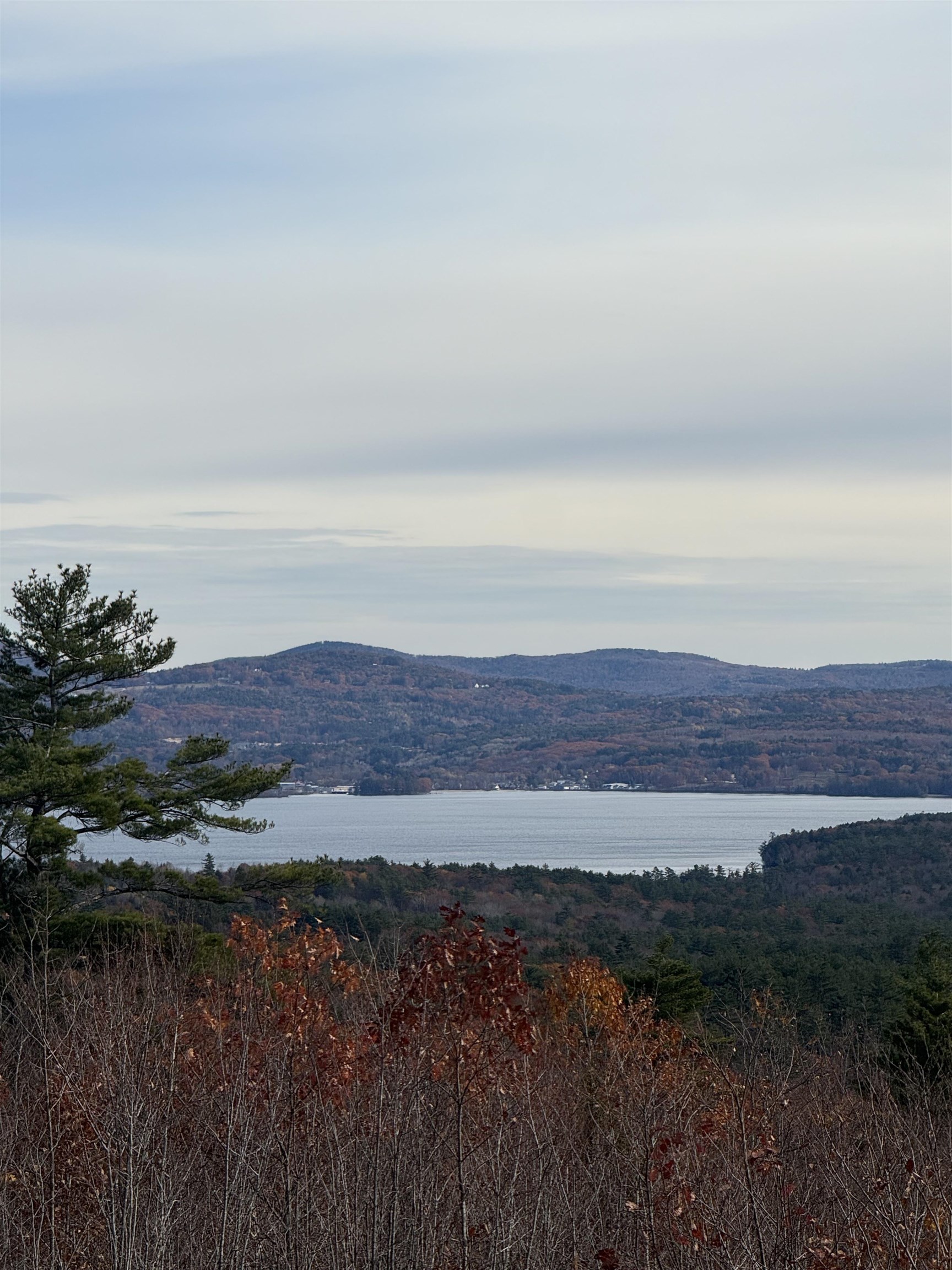 Meredith, New Hampshire, 03253, United States, 2 Bedrooms Bedrooms, ,3 BathroomsBathrooms,Residential,For Sale,1988258