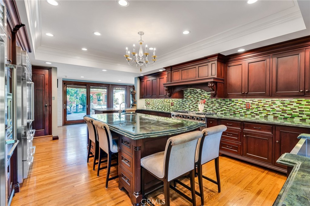 San Marino, California, 91108, United States, 5 Bedrooms Bedrooms, ,6 BathroomsBathrooms,Residential,For Sale,1686890