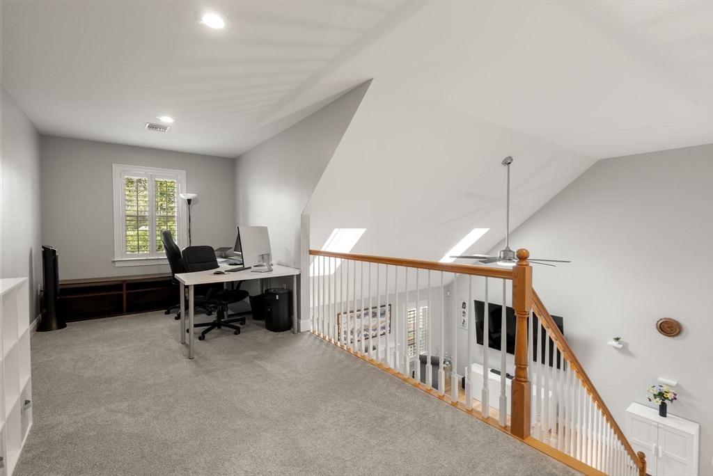Ludlow, Massachusetts, 01056, United States, 3 Bedrooms Bedrooms, ,3 BathroomsBathrooms,Residential,For Sale,1942127