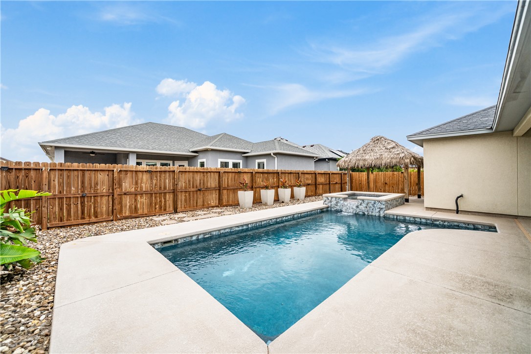 Corpus Christi, Texas, 78418, United States, 4 Bedrooms Bedrooms, ,3 BathroomsBathrooms,Residential,For Sale,1941996