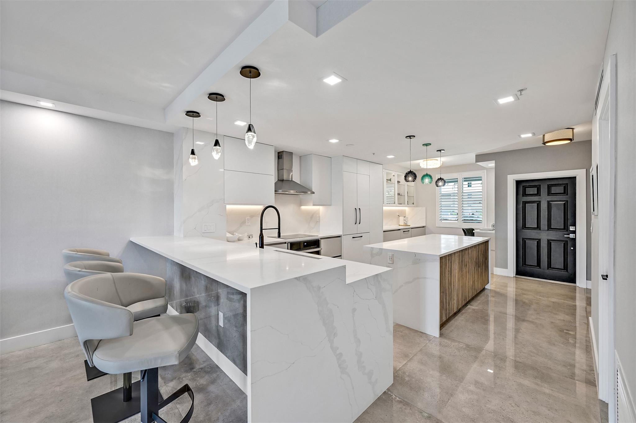 Pompano Beach, Florida, 33062, United States, 2 Bedrooms Bedrooms, ,2 BathroomsBathrooms,Residential,For Sale,1938400