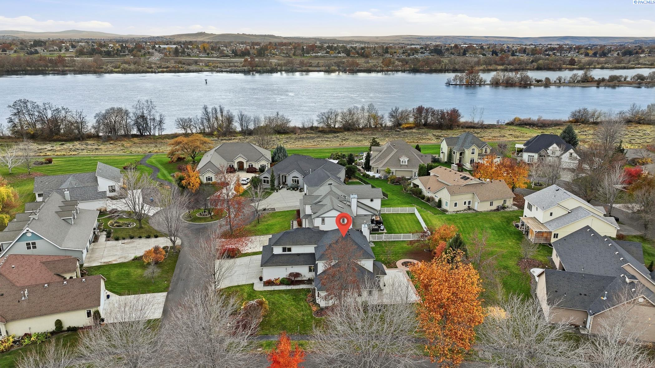 Pasco, Washington, 99301, United States, 3 Bedrooms Bedrooms, ,3 BathroomsBathrooms,Residential,For Sale,1998490