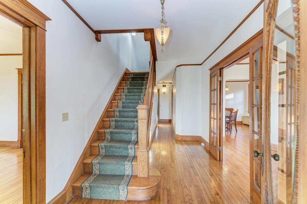 Willow Springs, Illinois, 60480, United States, 6 Bedrooms Bedrooms, ,3 BathroomsBathrooms,Residential,For Sale,1961298