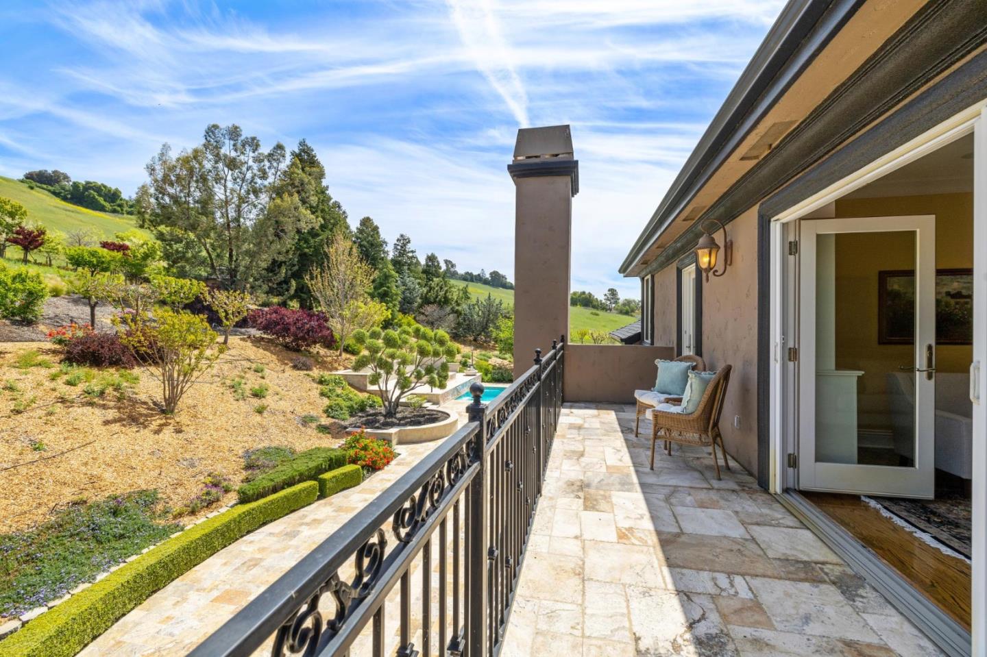 Gilroy, California, 95020, United States, 4 Bedrooms Bedrooms, ,4 BathroomsBathrooms,Residential,For Sale,1912112