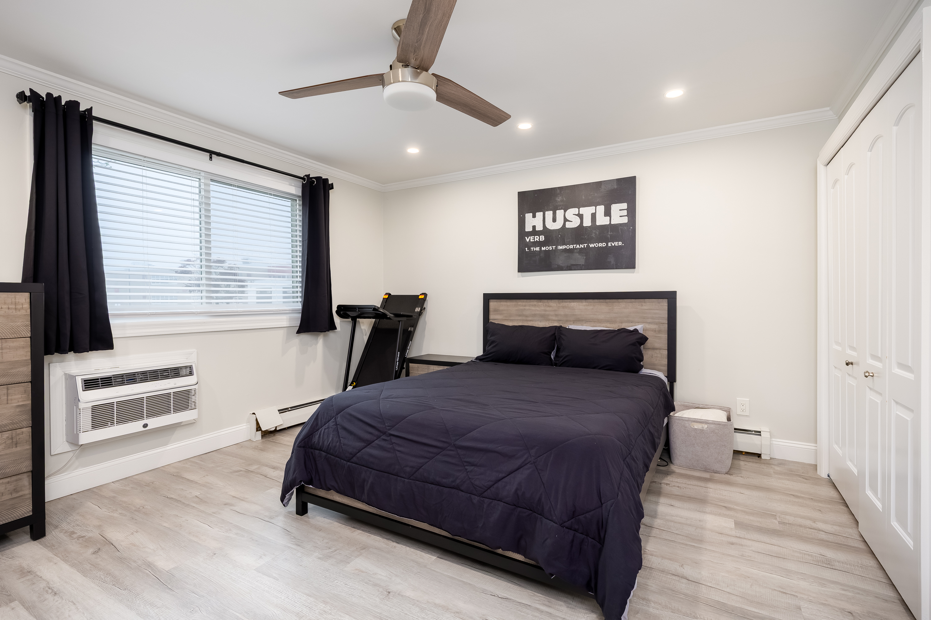  200 Merrick Road, Amityville, NY, 11701 - 物件實景