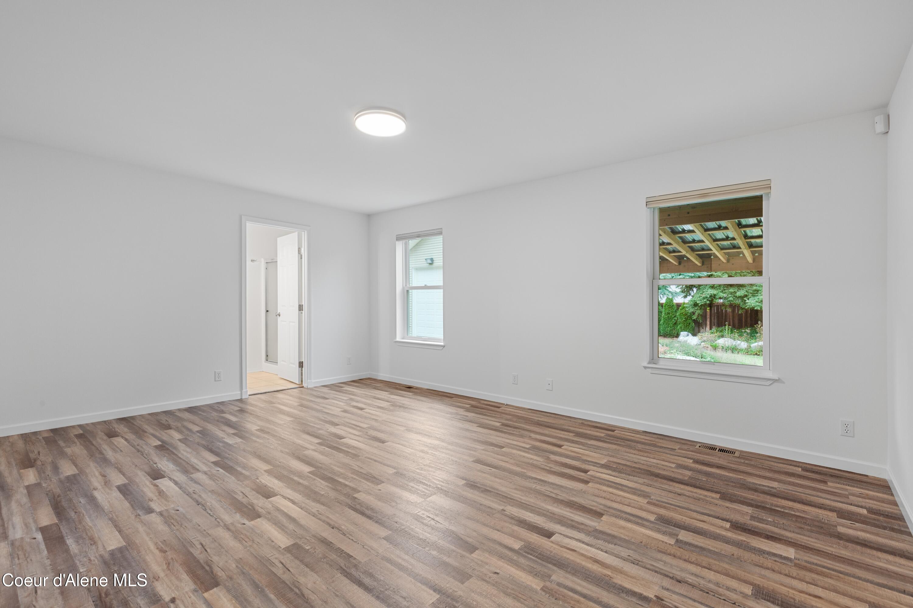 Coeur d'Alene, Idaho, 83815, United States, 4 Bedrooms Bedrooms, ,2 BathroomsBathrooms,Residential,For Sale,1995483