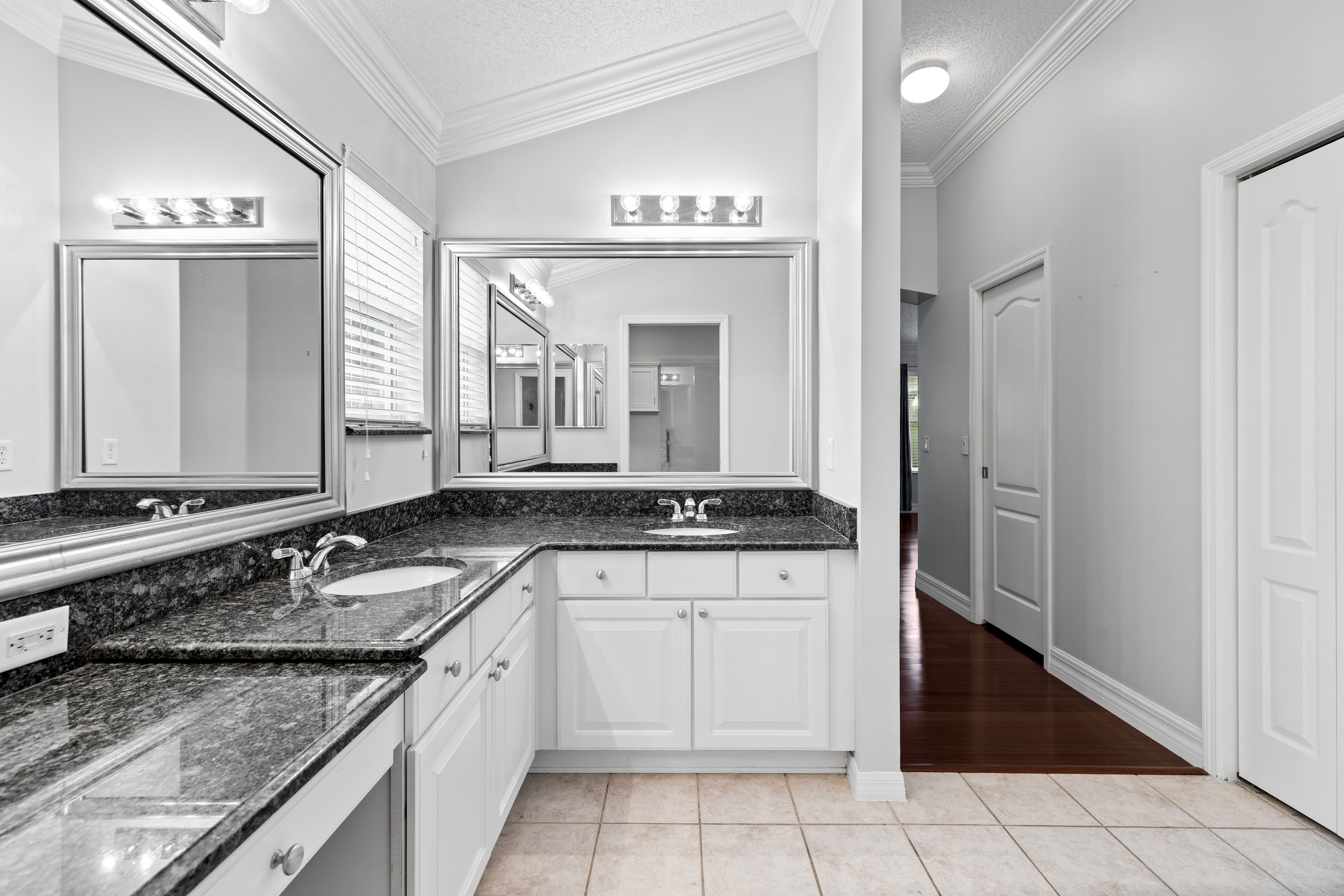 The Villages, Florida, 32162, United States, 3 Bedrooms Bedrooms, ,2 BathroomsBathrooms,Residential,For Sale,1928221