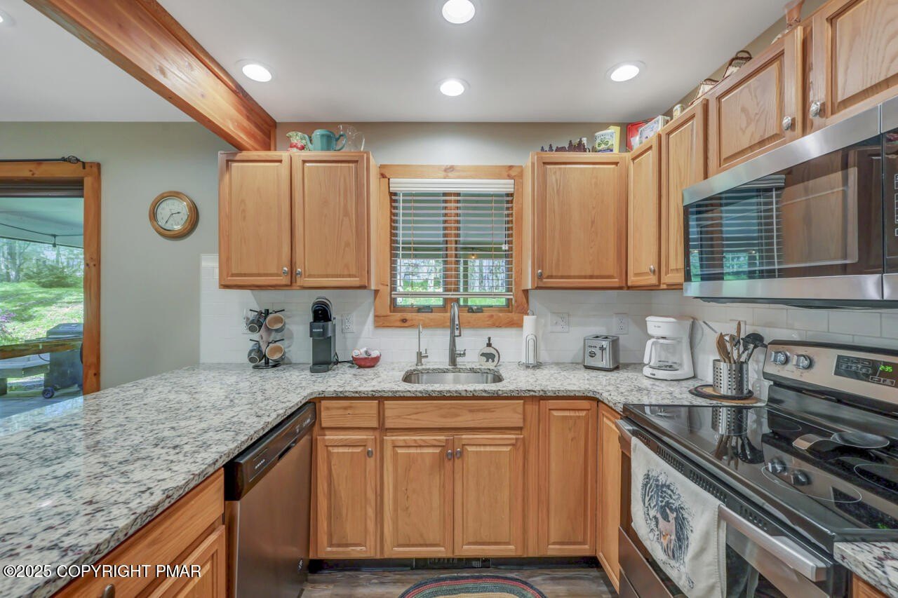 Pocono Pines, Pennsylvania, 18350, United States, 3 Bedrooms Bedrooms, ,2 BathroomsBathrooms,Residential,For Sale,1976304