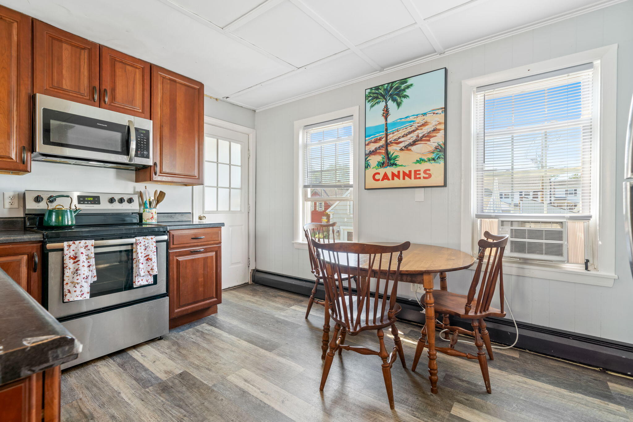 Biddeford, Maine, 04005, United States, ,3 BathroomsBathrooms,Residential,For Sale,1977018