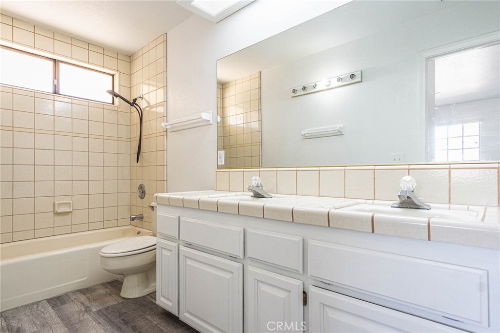 Apple Valley, California, 92308, United States, 4 Bedrooms Bedrooms, ,3 BathroomsBathrooms,Residential,For Sale,2038971