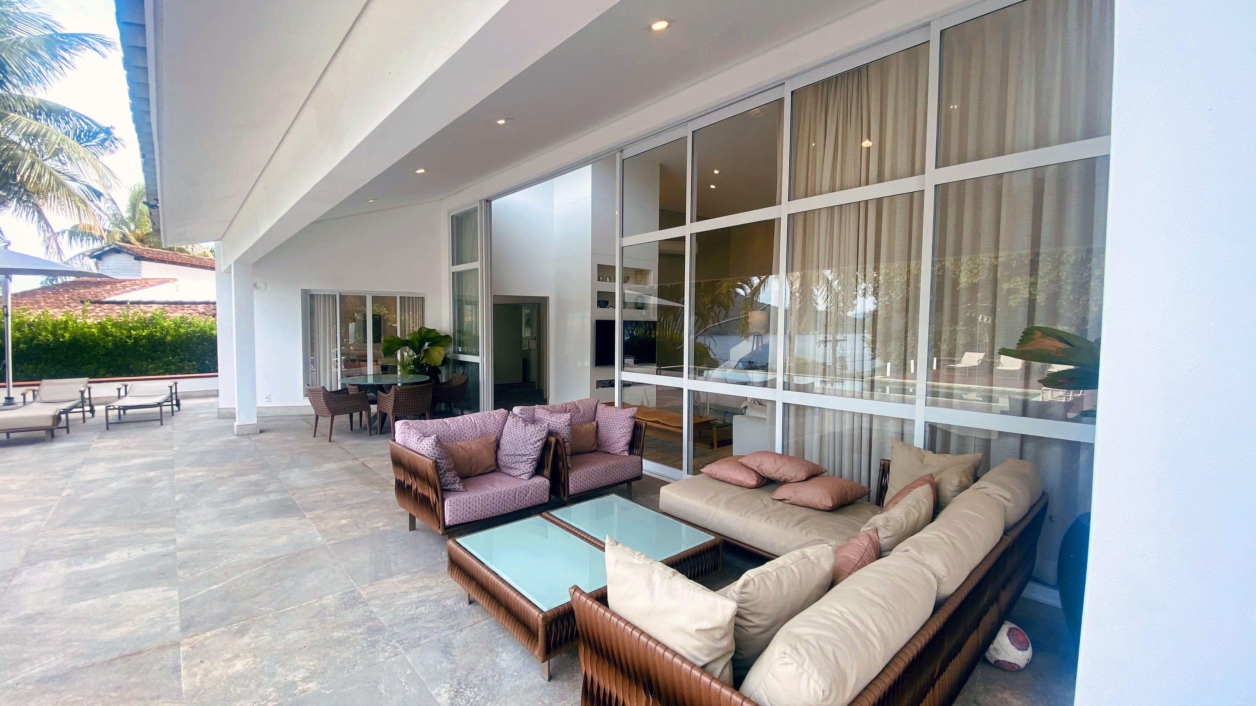  Exclusive coastal retreat with ocean views and privileged beach access - 物件實景