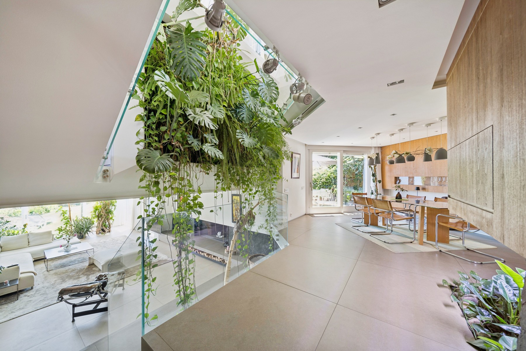  Exceptional Architect-Designed Villa – A True Favorite - 物件實景