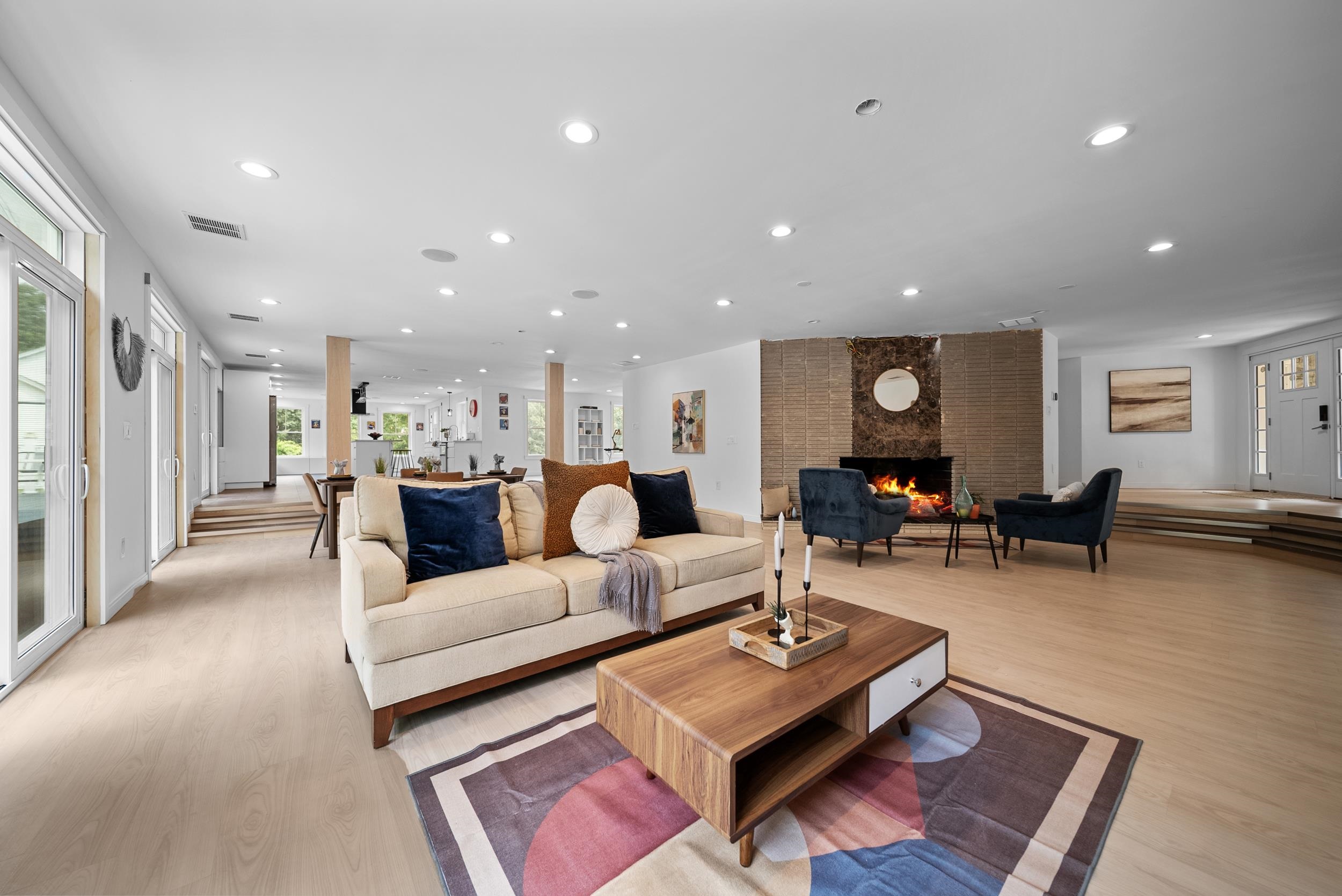 Merrimack, New Hampshire, 03054, United States, 3 Bedrooms Bedrooms, ,Residential,For Sale,1911681