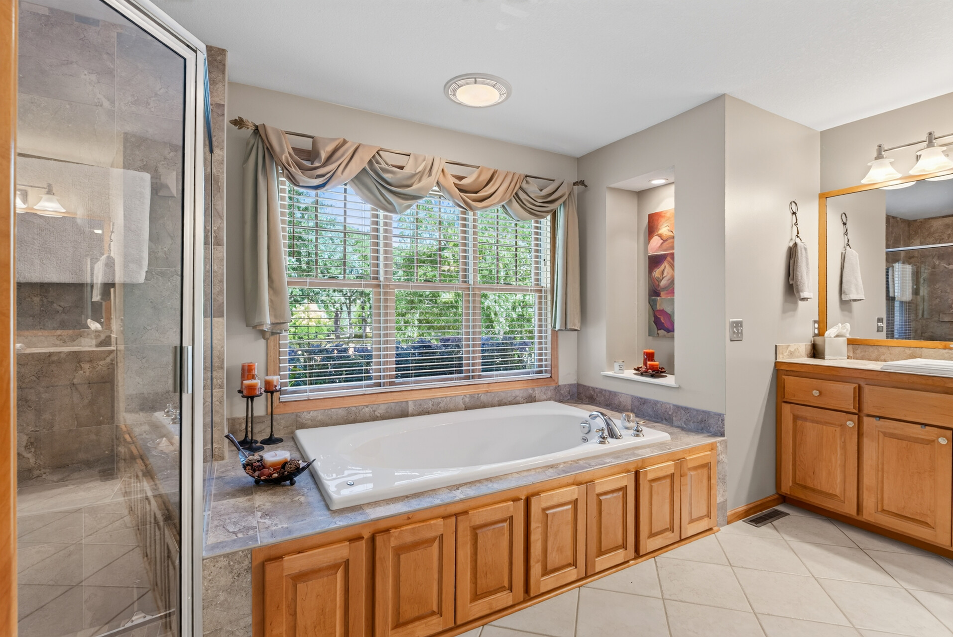  Elegant Fox Ridge Retreat with Exceptional Entertaining Spaces - 物件實景