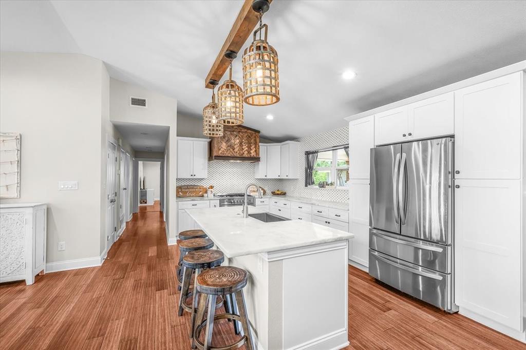 Weatherford, Texas, 76086, United States, 4 Bedrooms Bedrooms, ,3 BathroomsBathrooms,Residential,For Sale,1944820