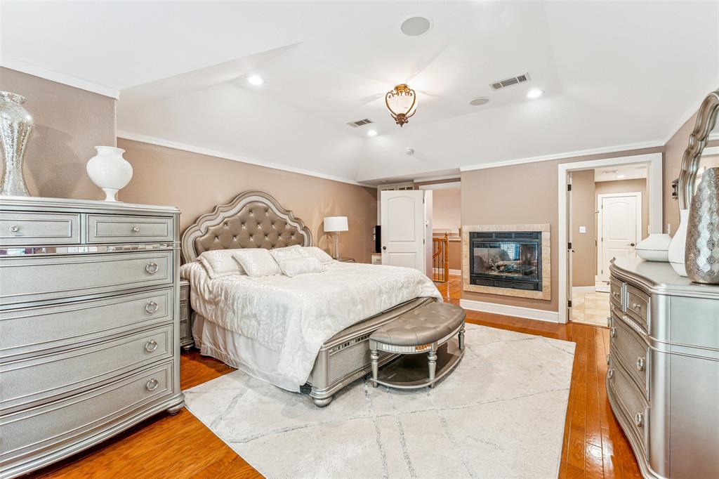 Granbury, Texas, 76048, United States, 4 Bedrooms Bedrooms, ,3 BathroomsBathrooms,Residential,For Sale,1978799