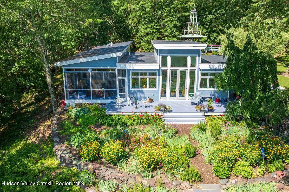 Bearsville, New York, 12409, United States, 3 Bedrooms Bedrooms, ,3 BathroomsBathrooms,Residential,For Sale,1901832