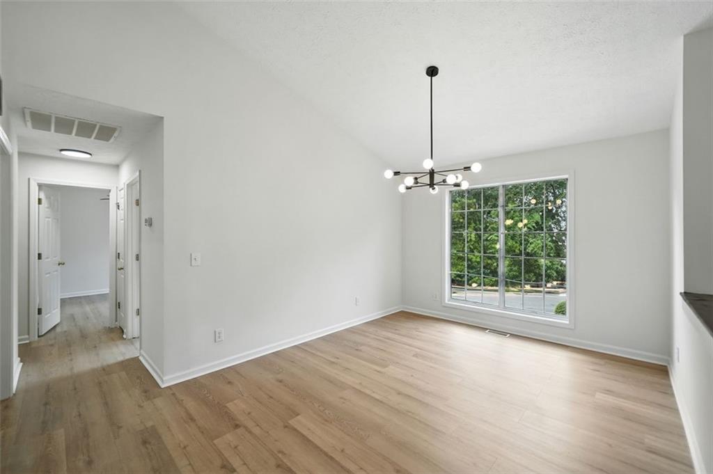 Cumming, Georgia, 30040, United States, 4 Bedrooms Bedrooms, ,3 BathroomsBathrooms,Residential,For Sale,1925510