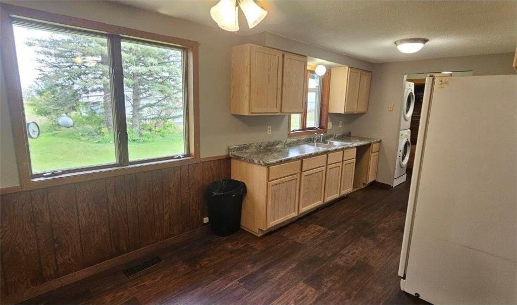Osakis, Minnesota, 56360, United States, 3 Bedrooms Bedrooms, ,1 BathroomBathrooms,Residential,For Sale,1983386