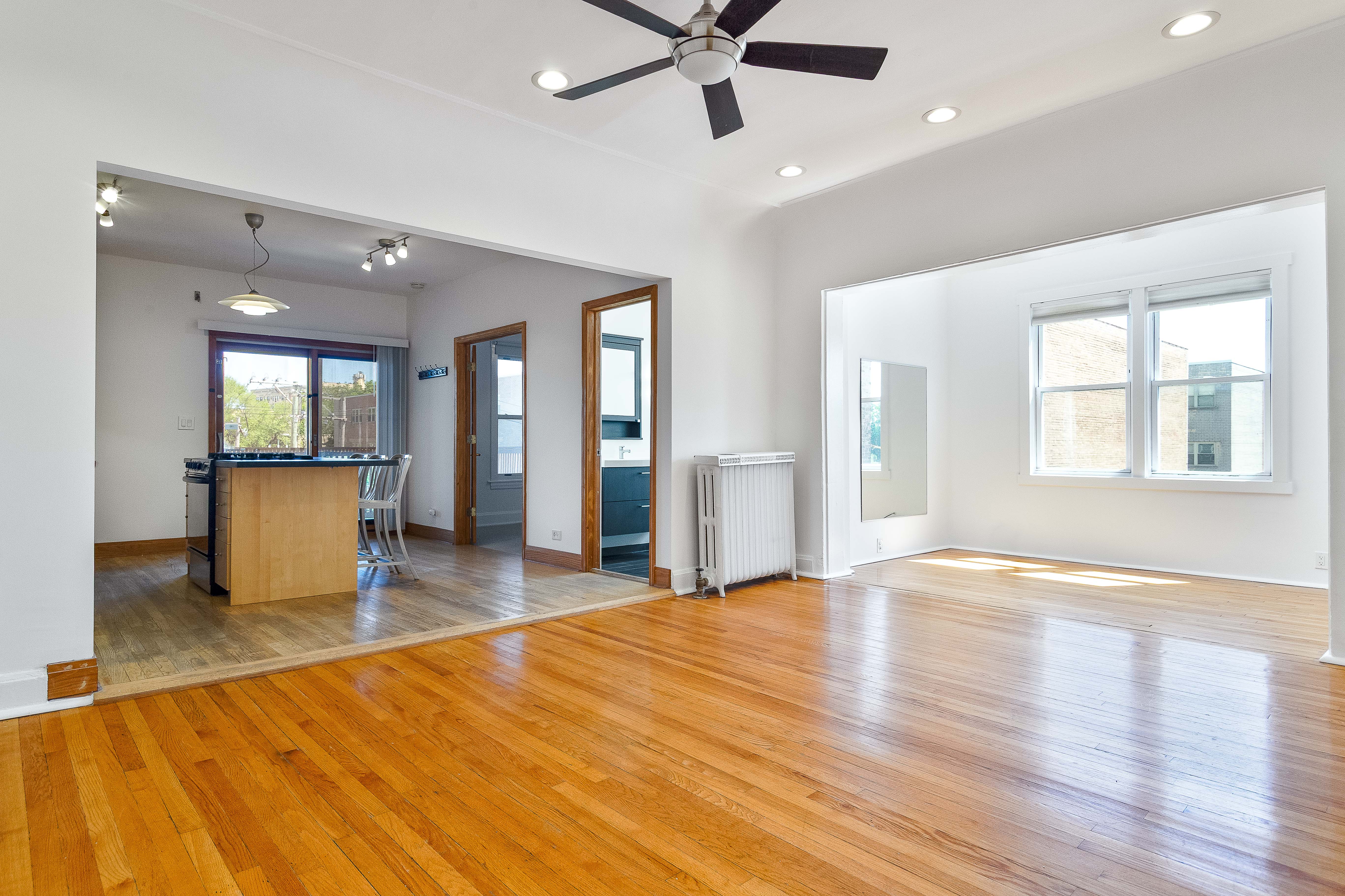  This Home Delivers Privacy, Volume, and Timeless Vintage Character - 物件實景