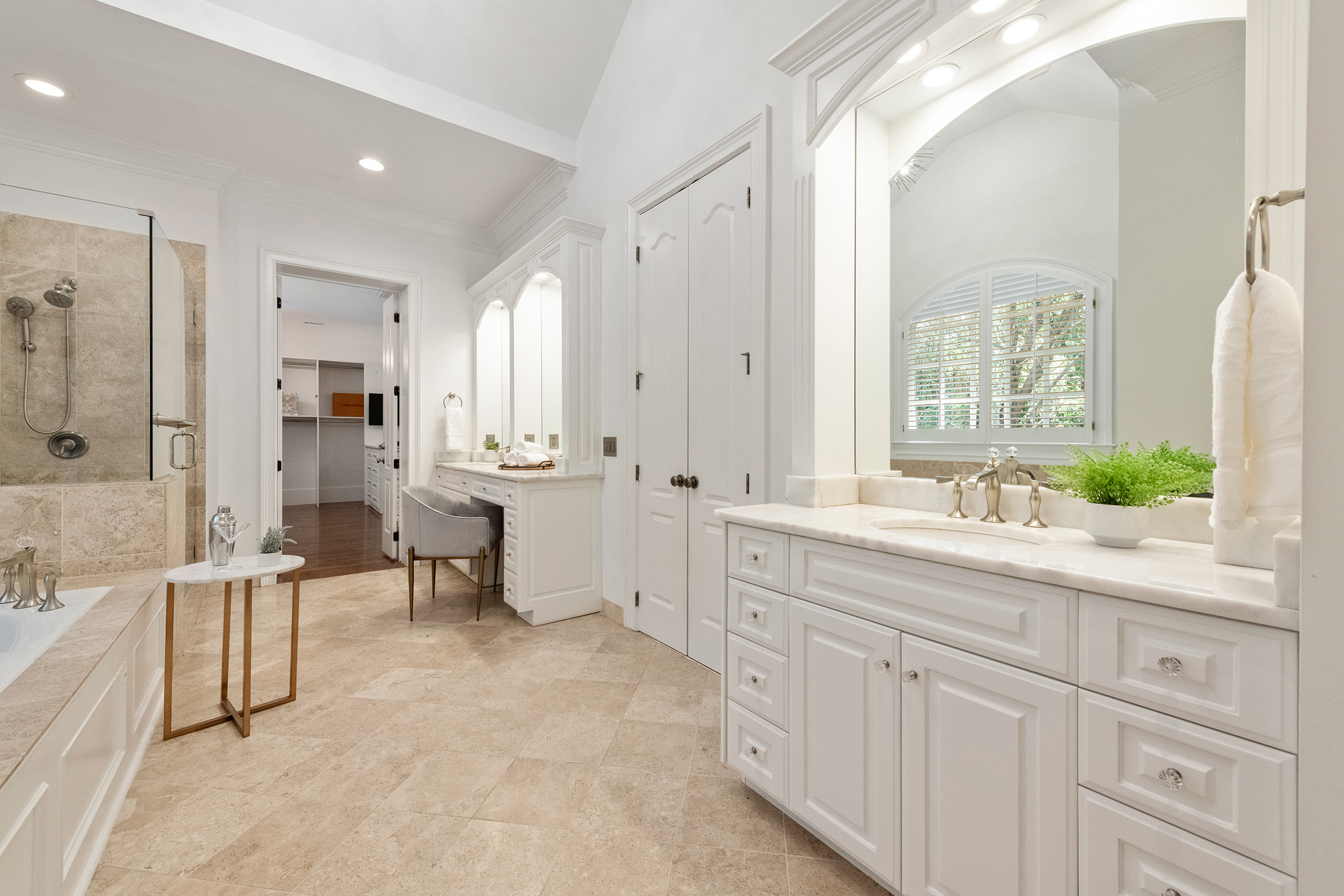  Magnificent Gated Vinings Estate Blends Elegance, Comfort and Lifestyle - 物件實景