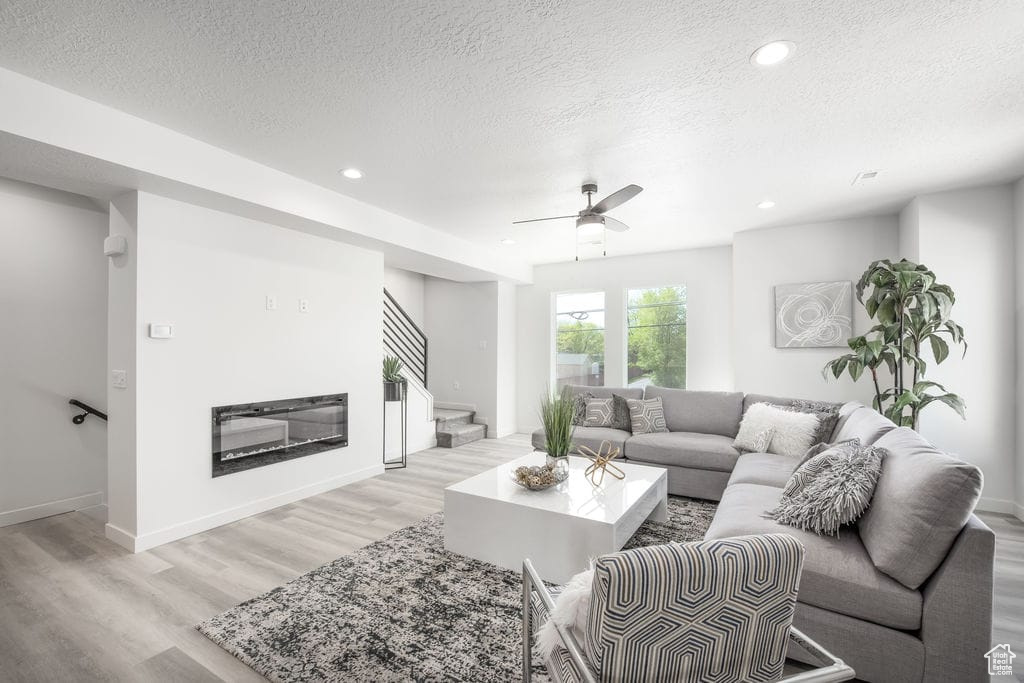 South Salt Lake, Utah, 84115, United States, 3 Bedrooms Bedrooms, ,3 BathroomsBathrooms,Residential,For Sale,1910954