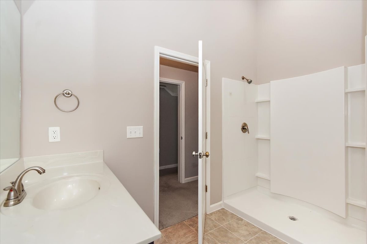 Nashville, Tennessee, 37209, United States, 4 Bedrooms Bedrooms, ,4 BathroomsBathrooms,Residential,For Sale,1827878
