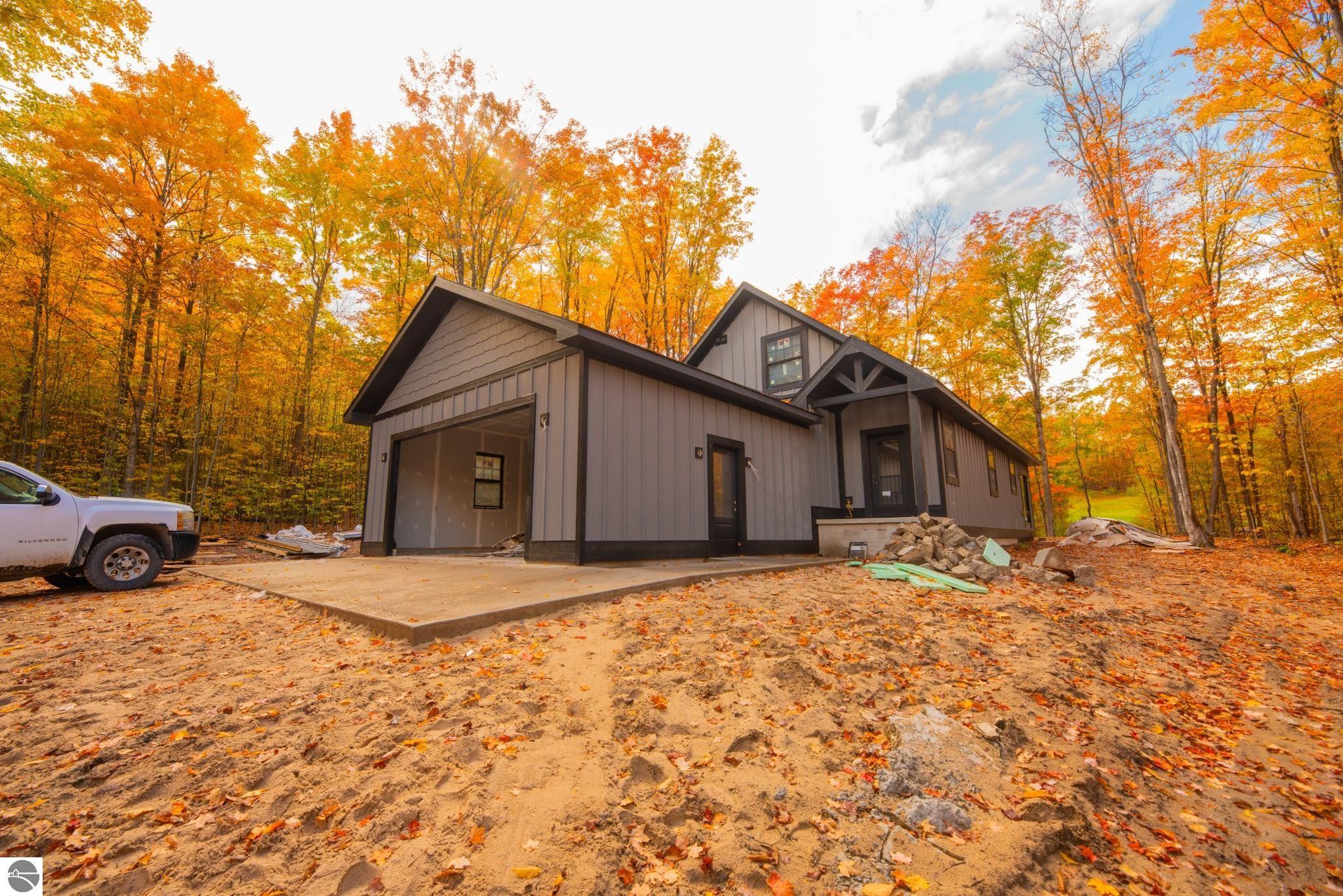 Bellaire, Michigan, 49615, United States, 3 Bedrooms Bedrooms, ,1 BathroomBathrooms,Residential,For Sale,2023202