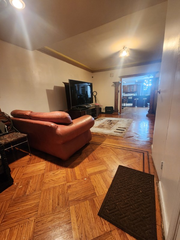 Brooklyn, New York, 11234, United States, 3 Bedrooms Bedrooms, ,2 BathroomsBathrooms,Residential,For Sale,1973866
