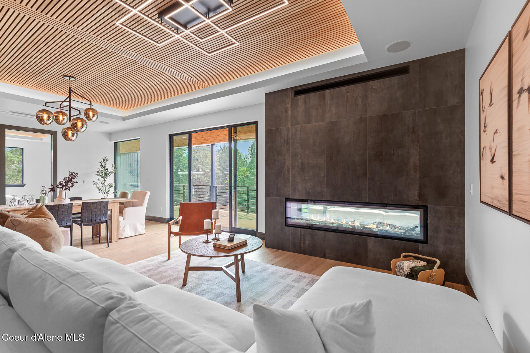 Coeur d'Alene, Idaho, 83814, United States, 3 Bedrooms Bedrooms, ,4 BathroomsBathrooms,Residential,For Sale,1977257