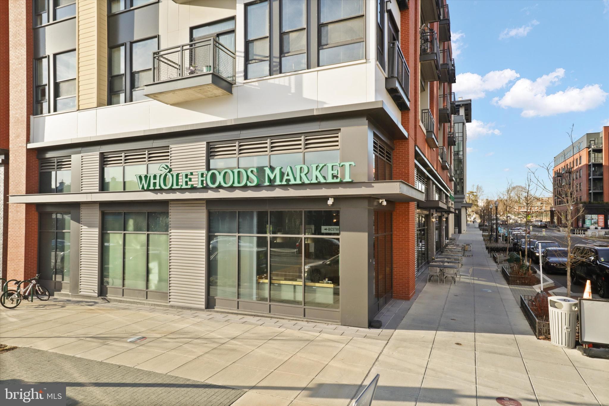 Washington, District of Columbia, 20012, United States, 2 Bedrooms Bedrooms, ,2 BathroomsBathrooms,Residential,For Sale,1983758