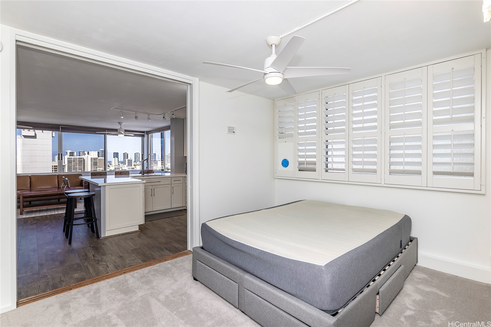 Honolulu, Hawaii, 96822, United States, 1 Bedroom Bedrooms, ,1 BathroomBathrooms,Residential,For Sale,1838333