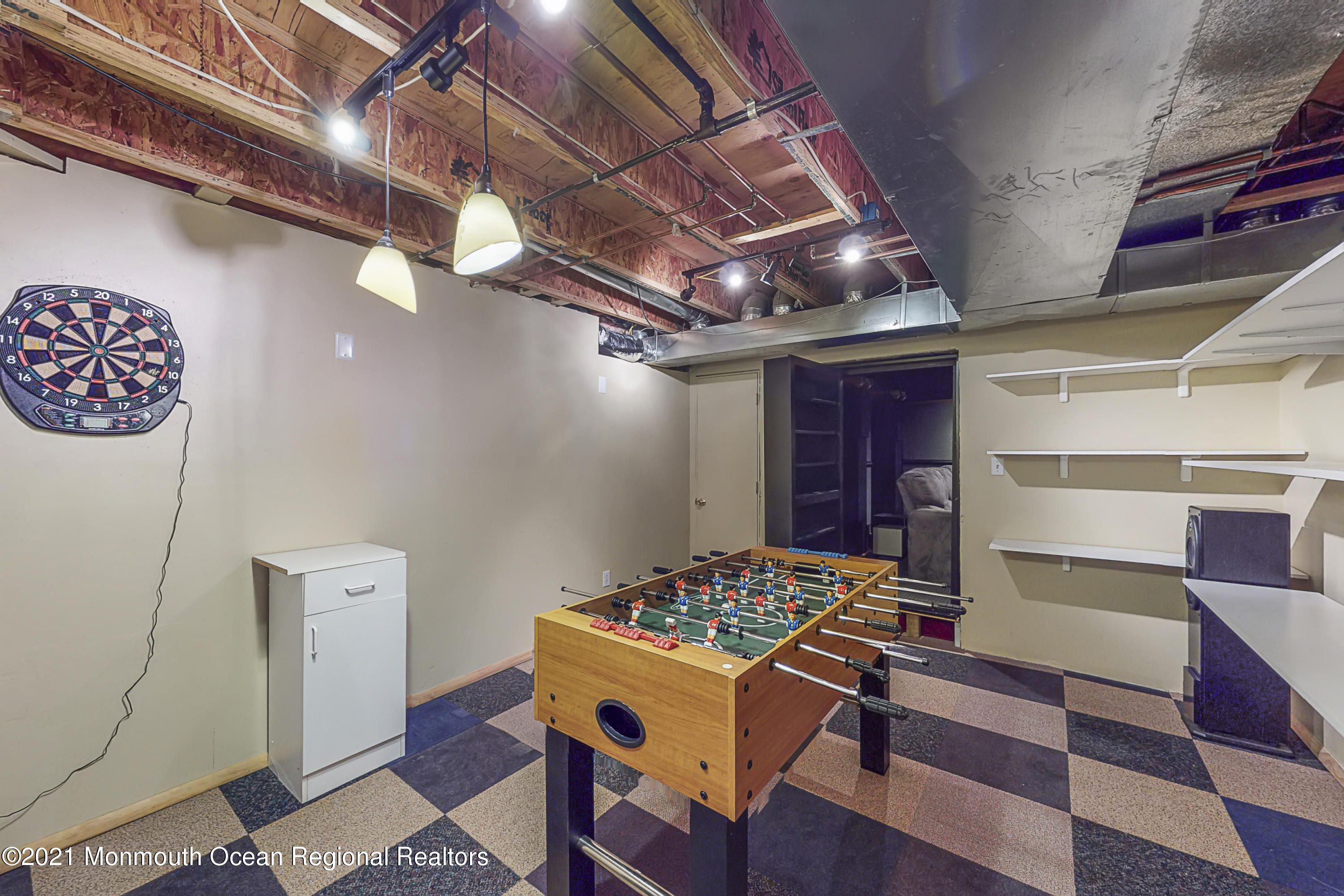 Jackson, New Jersey, 08527, United States, 4 Bedrooms Bedrooms, ,3 BathroomsBathrooms,Residential,For Sale,1944716