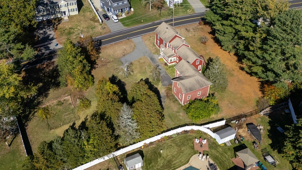 Billerica, Massachusetts, 01821, United States, 3 Bedrooms Bedrooms, ,2 BathroomsBathrooms,Residential,For Sale,1991745