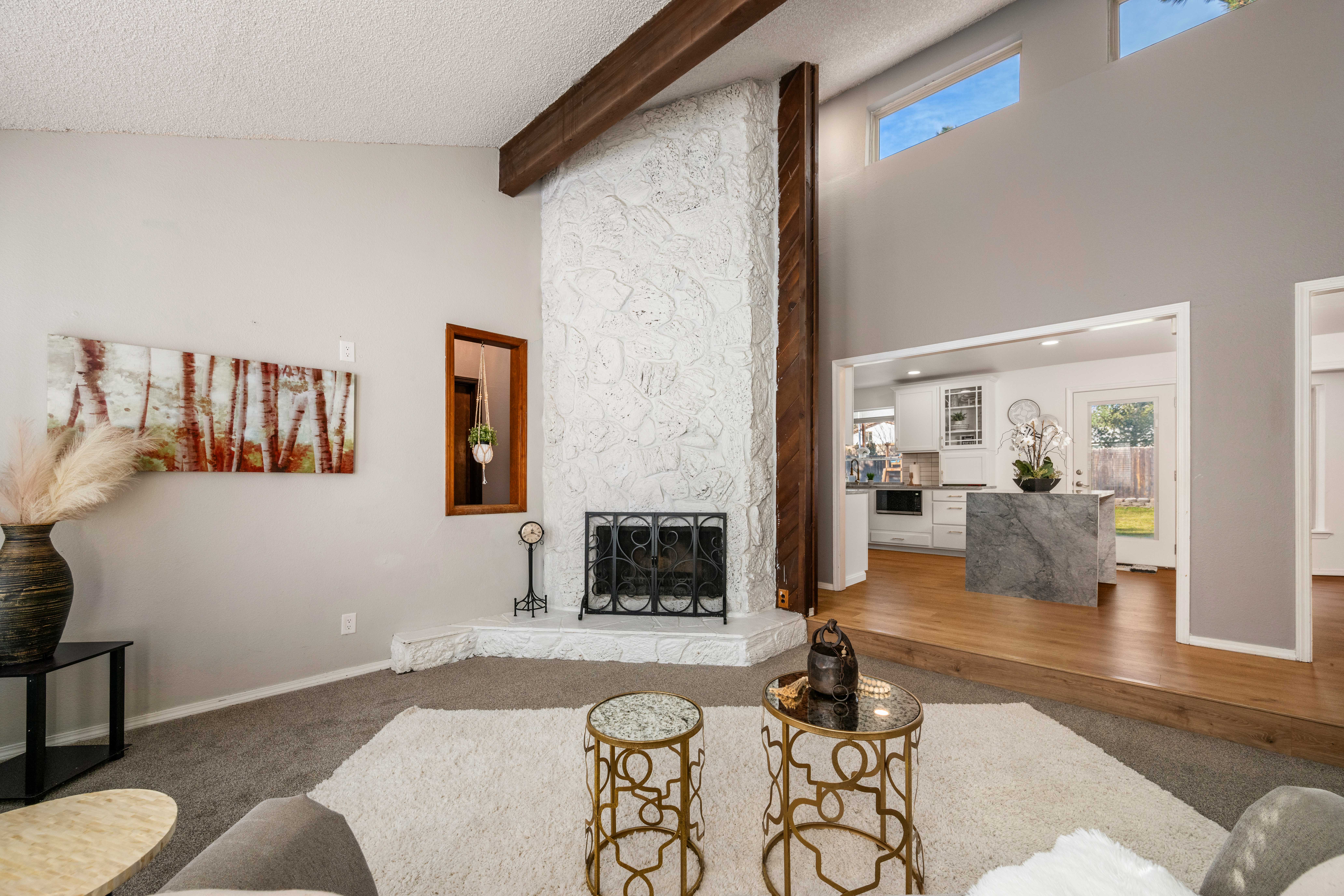  Welcomes you With Comfort and Functionality in All the Right Places - 物件實景