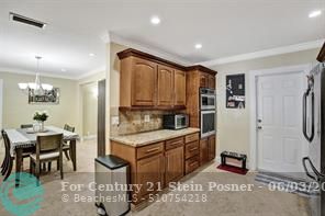 Hollywood, Florida, 33021, United States, 3 Bedrooms Bedrooms, ,2 BathroomsBathrooms,Residential,For Sale,1973815