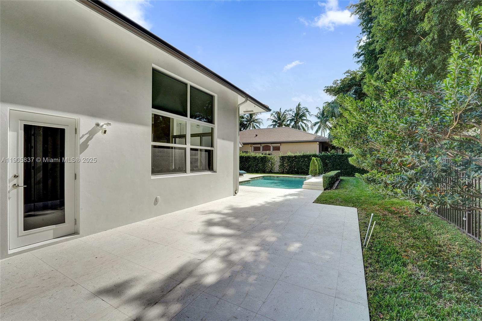 Weston, Florida, 33327, United States, 5 Bedrooms Bedrooms, ,3 BathroomsBathrooms,Residential,For Sale,1991859