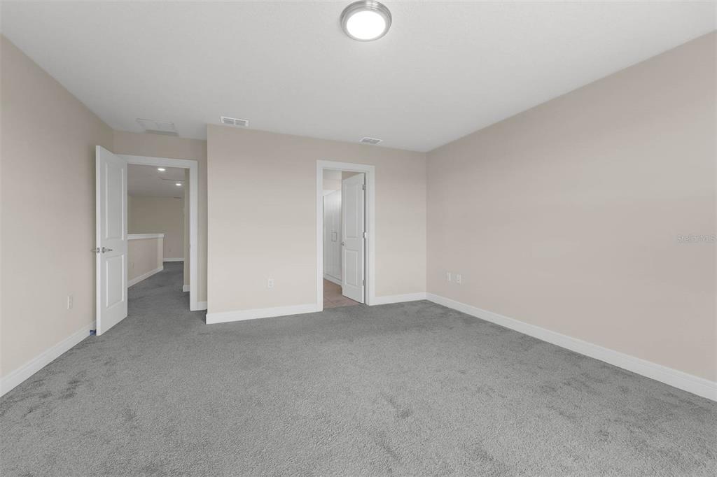 Clermont, Florida, 34714, United States, 5 Bedrooms Bedrooms, ,3 BathroomsBathrooms,Residential,For Sale,1875978