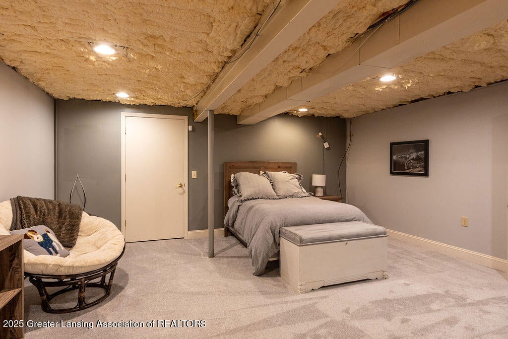 East Lansing, Michigan, 48823, United States, 6 Bedrooms Bedrooms, ,6 BathroomsBathrooms,Residential,For Sale,1818368