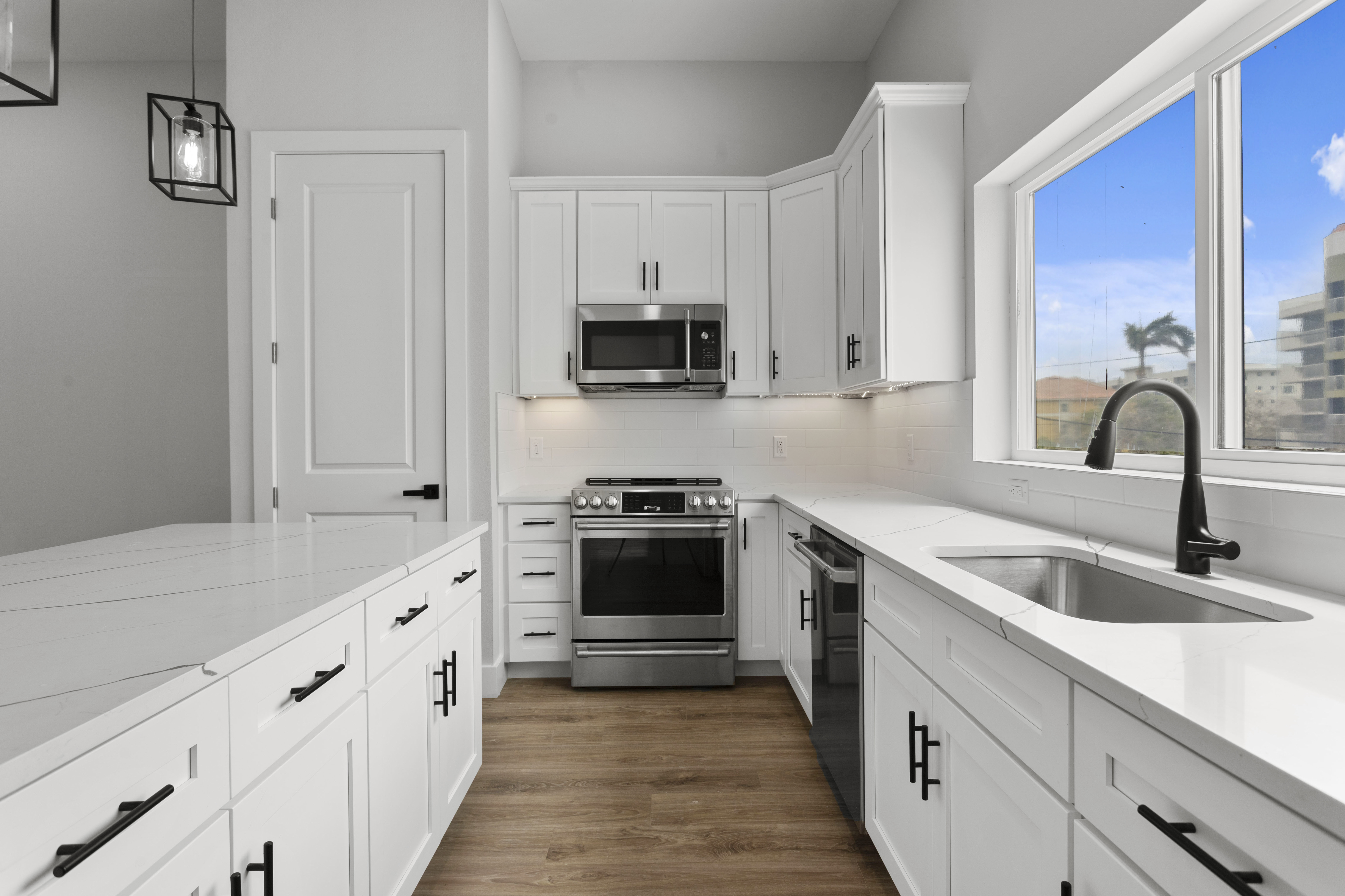 11605 1st St E # 6, Treasure Island, Florida, 33706, United States, 5 Bedrooms Bedrooms, ,4 BathroomsBathrooms,Residential,For Sale,11605 1st St E # 6,1423678