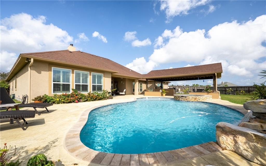 Corpus Christi, Texas, 78413, United States, 4 Bedrooms Bedrooms, ,4 BathroomsBathrooms,Residential,For Sale,1847051
