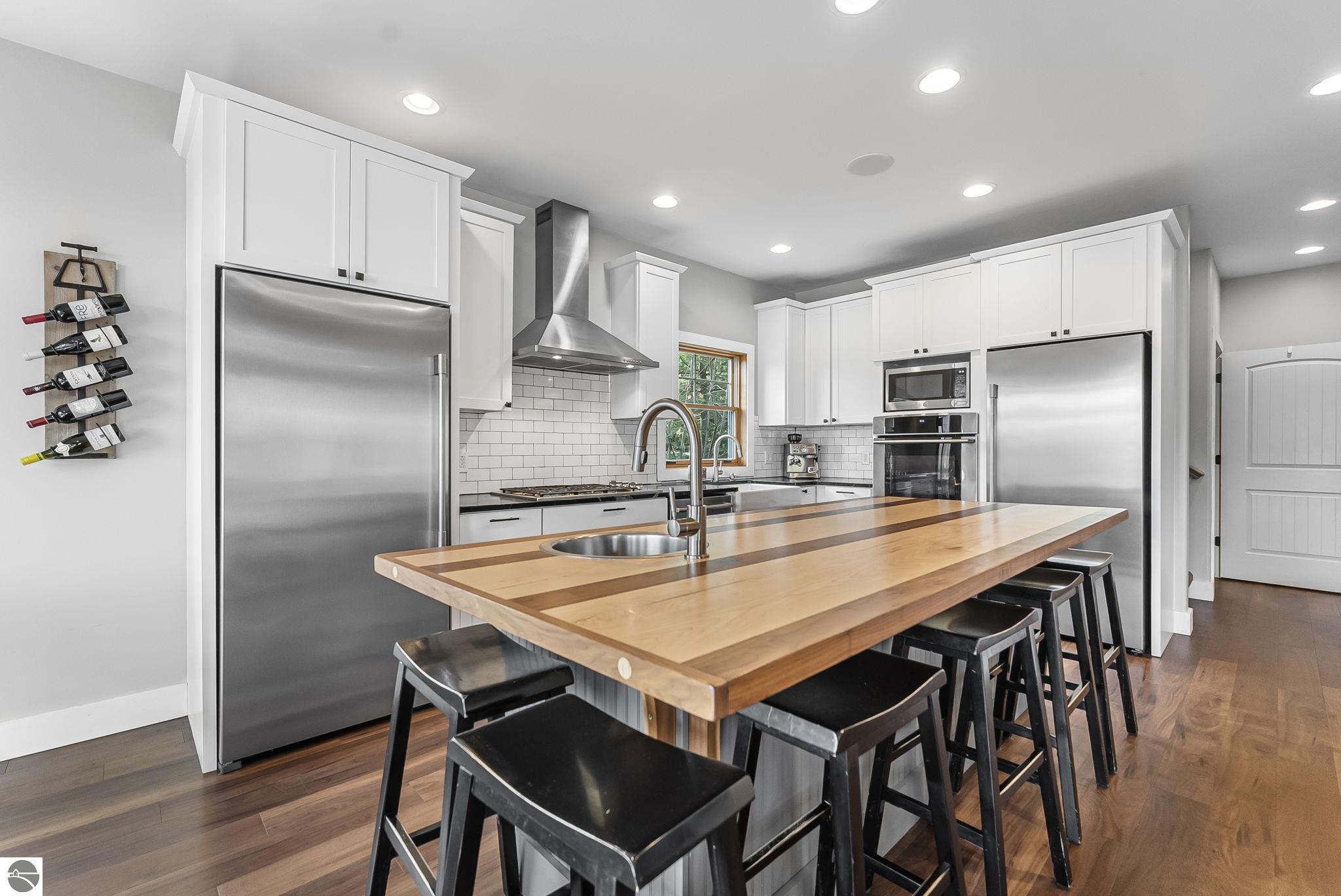 Traverse City, Michigan, 49685, United States, 9 Bedrooms Bedrooms, ,5 BathroomsBathrooms,Residential,For Sale,1995460