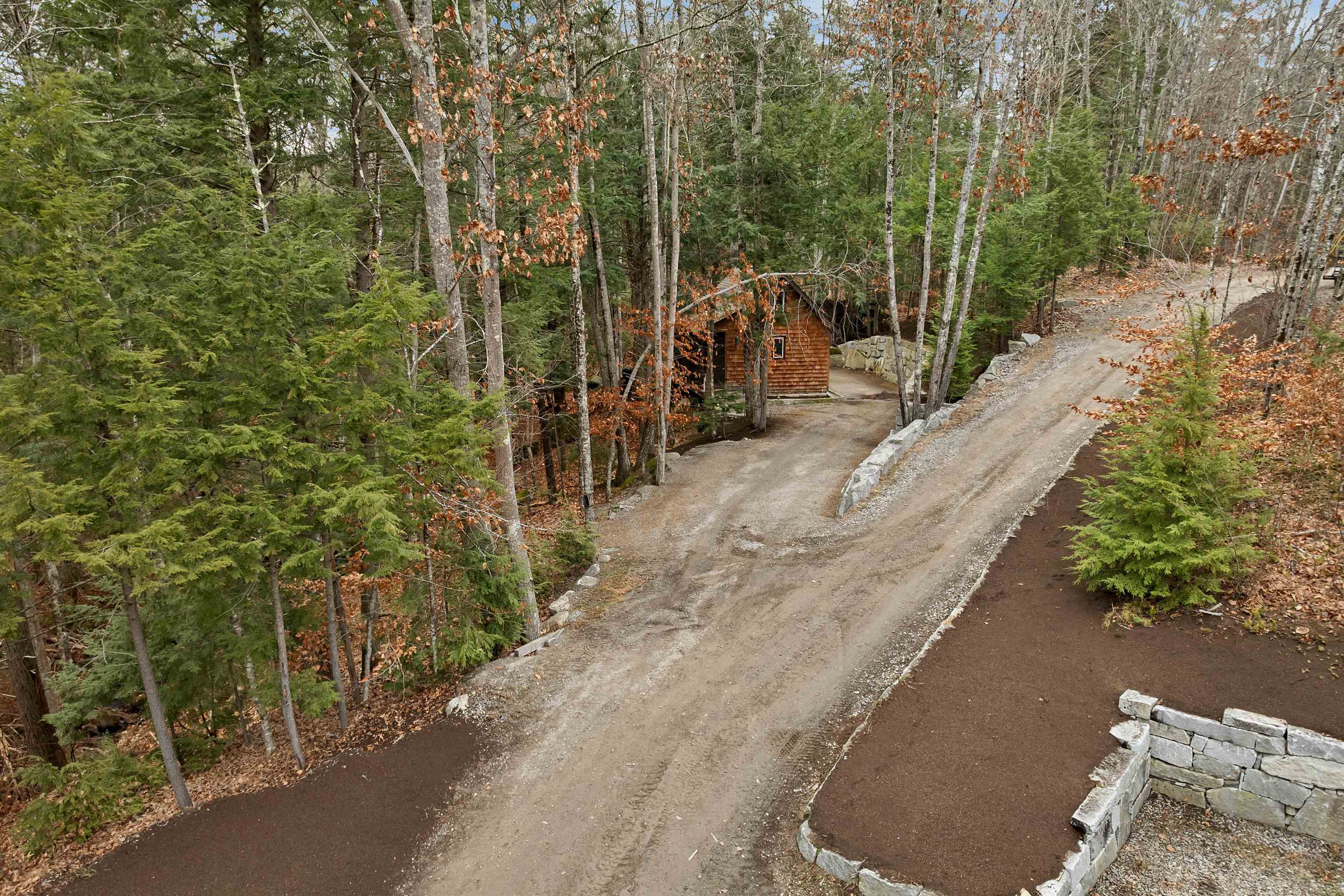 Meredith, New Hampshire, 03253, United States, 4 Bedrooms Bedrooms, ,2 BathroomsBathrooms,Residential,For Sale,1998295