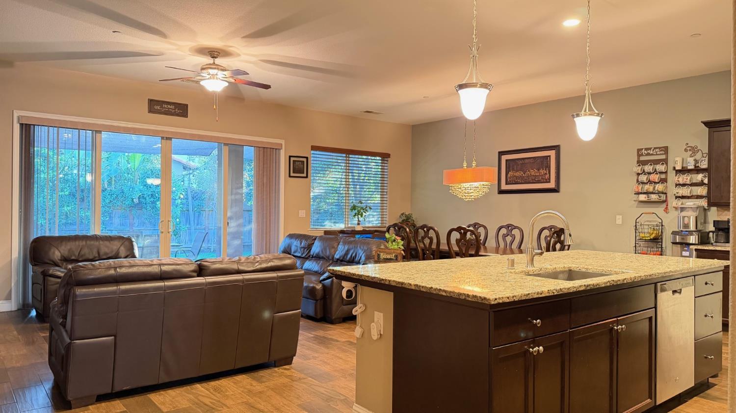 Fresno, California, 93723, United States, 4 Bedrooms Bedrooms, ,3 BathroomsBathrooms,Residential,For Sale,2010730